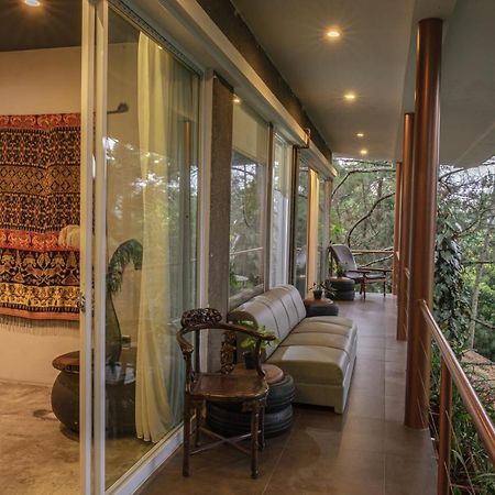 Ruth'S Bed & Breakfast Lembang Esterno foto