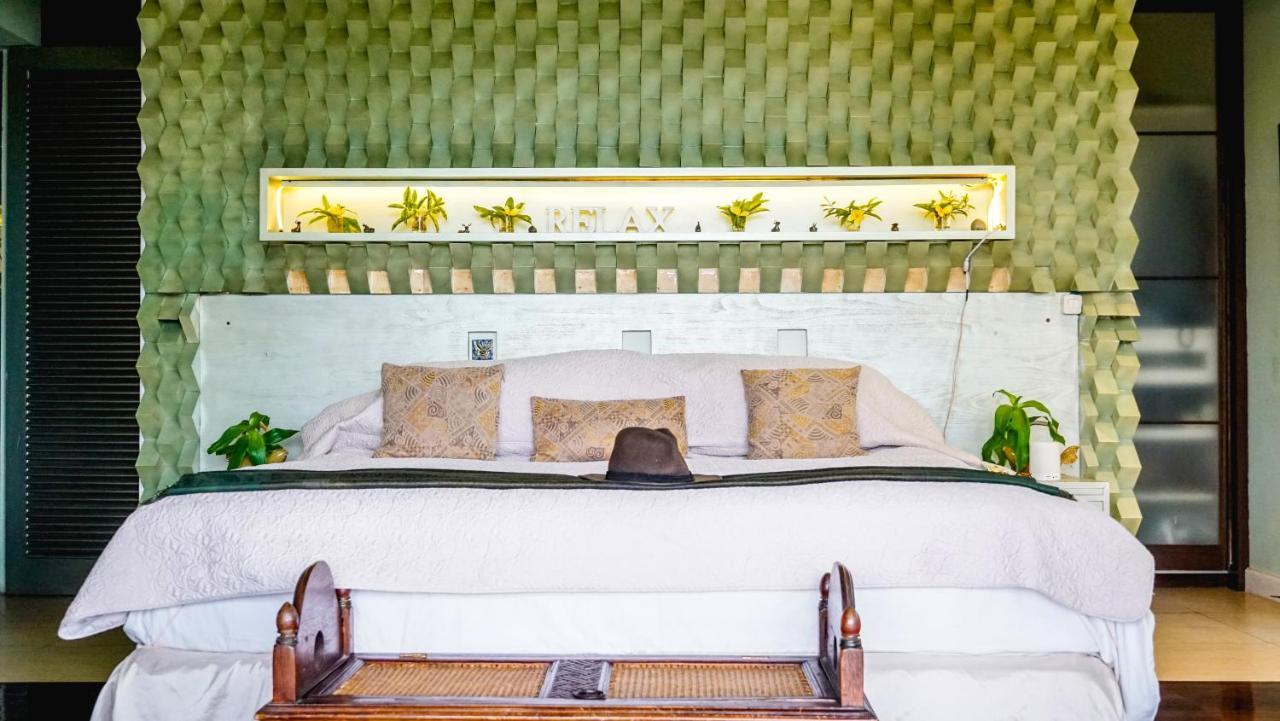 Ruth'S Bed & Breakfast Lembang Esterno foto
