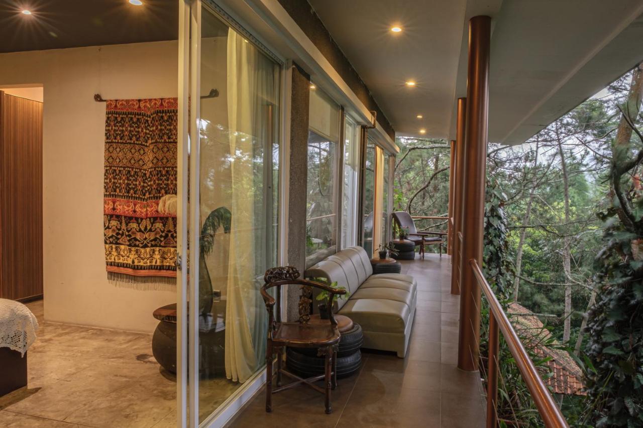 Ruth'S Bed & Breakfast Lembang Esterno foto